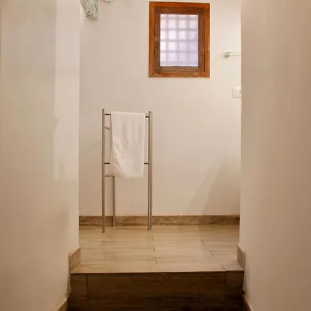 Helmirage Luxury Parlamento 4* Rome